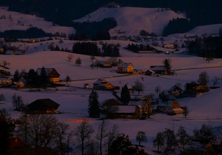 „Almhütten für Familien in Österreich: Gemütliche Unterkünfte für den perfekten Bergurlaub“