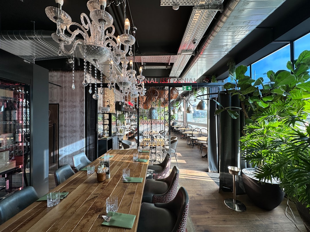 Kulinarische Highlights: Wo du in Wien typisch österreichisch isst