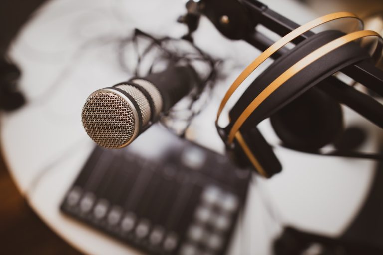 Podcasting im Marketing: Revolutionäre Strategien für 2024