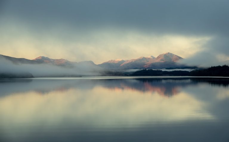 Photo mountains, lake